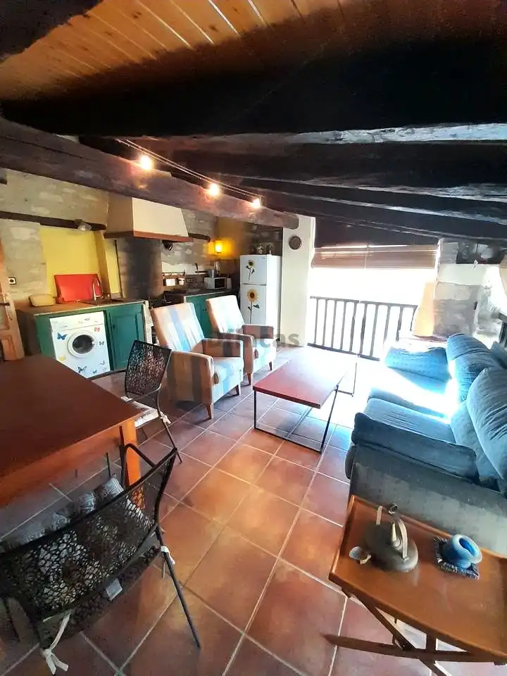 Sala de estar de Casa o chalet en venta en Rubielos de Mora con Terraza y Amueblado