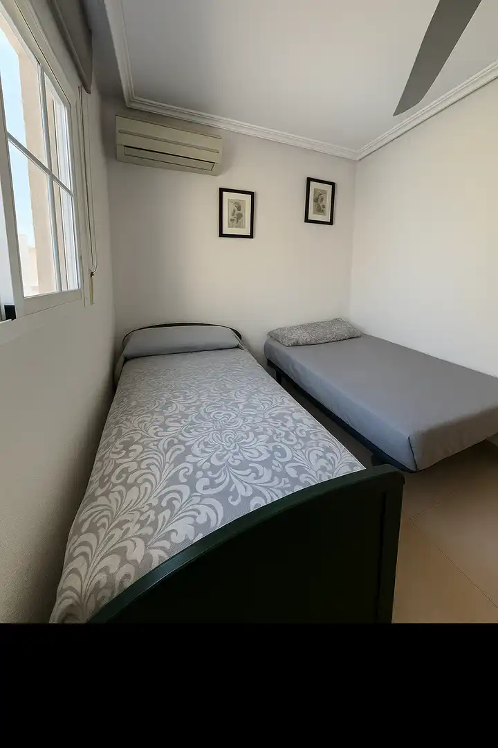 Habitación de Casa o chalet en venta en Santa Pola con Aire acondicionado, Piscina y Balcón