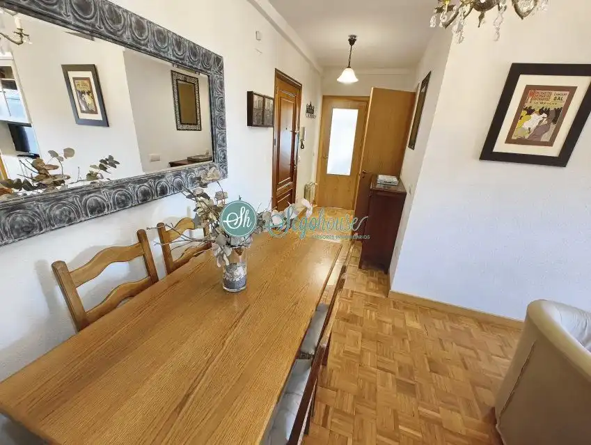Comedor de Piso en venta en Segovia con Calefacción, Parquet y Terraza