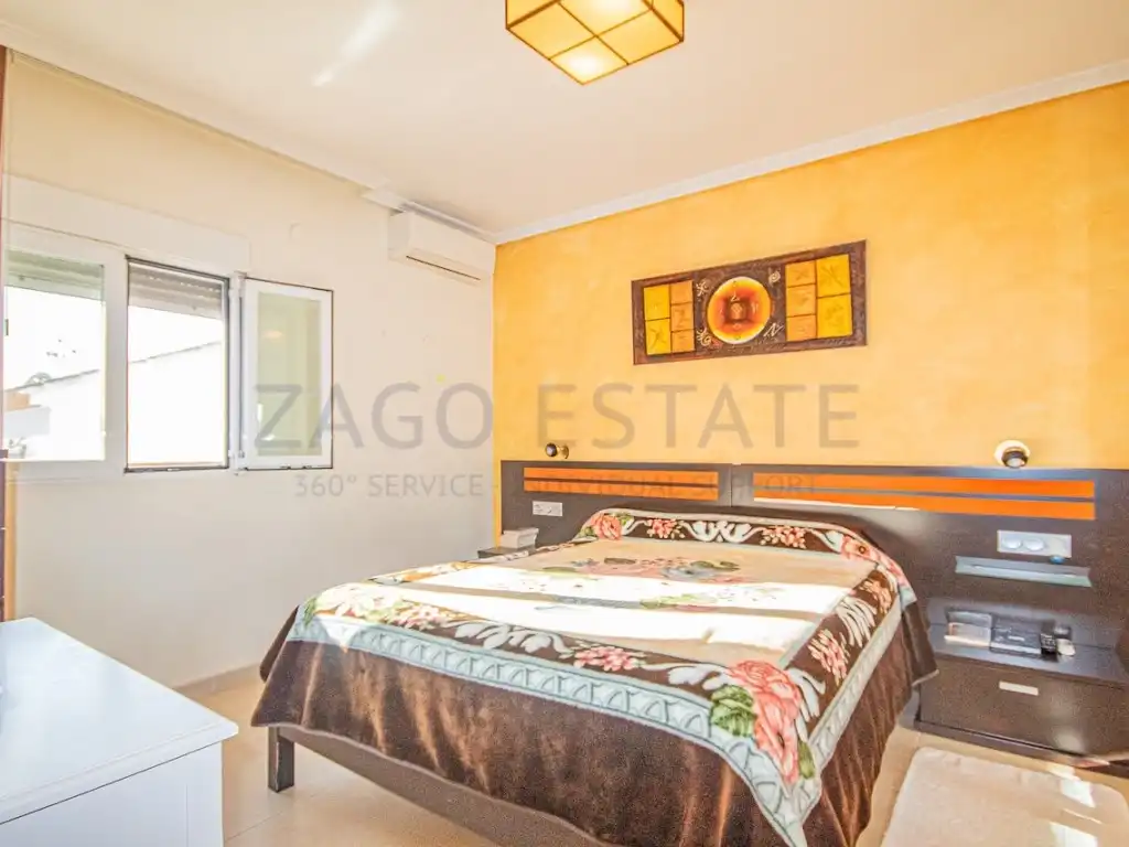 Habitación de Casa adosada en venta en La Nucia