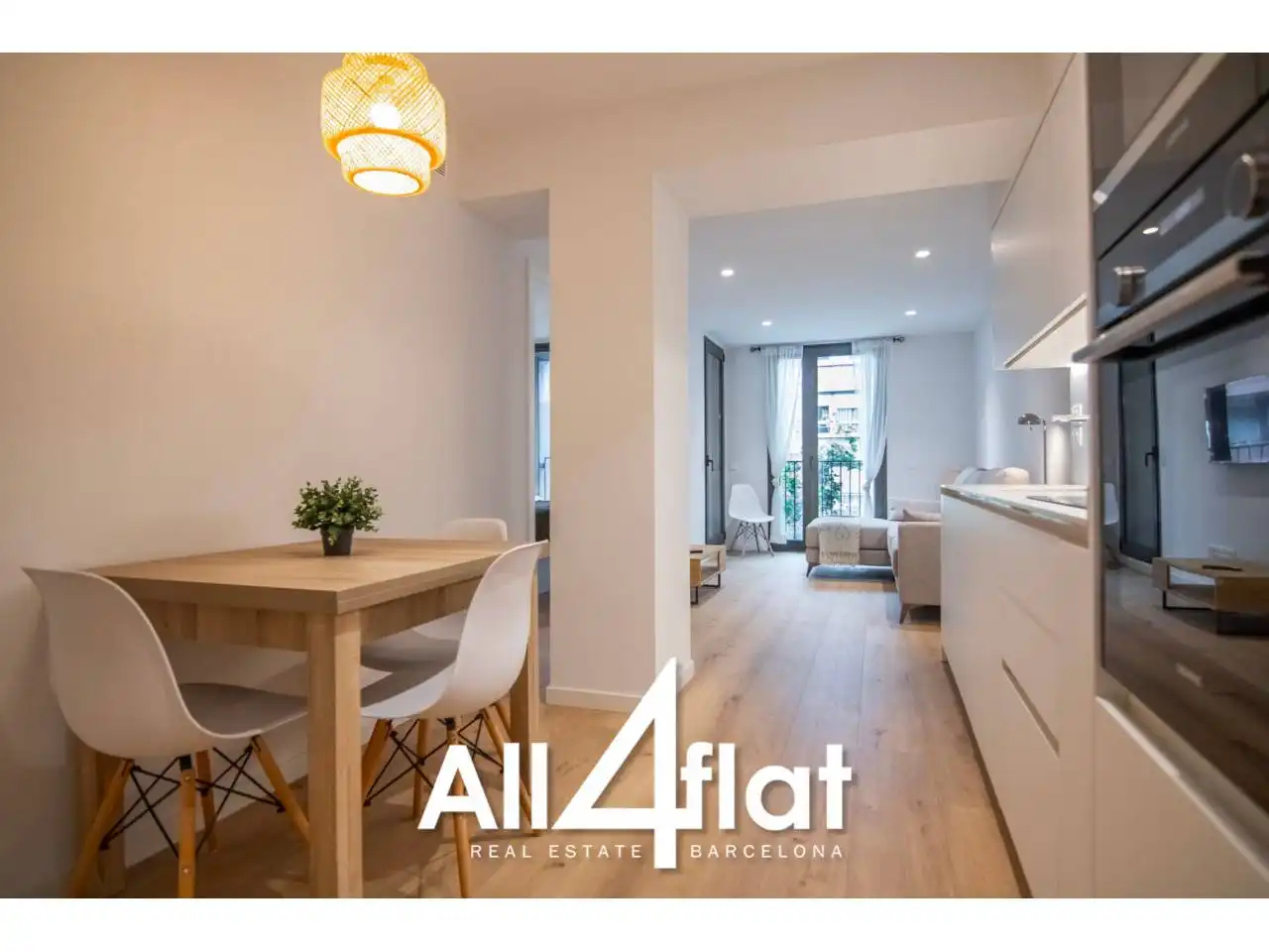 Exterior view of Flat for rent in Barcelona  with Air Conditioner, Heating and Furnished