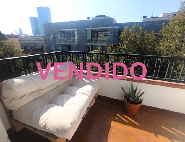Piso en Venta en Carrer de Pallars en El Poblenou