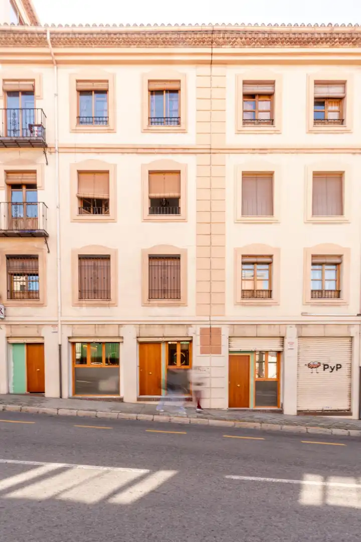 Exterior view of Study for sale in Granada  with Air Conditioner, Heating and Alarm