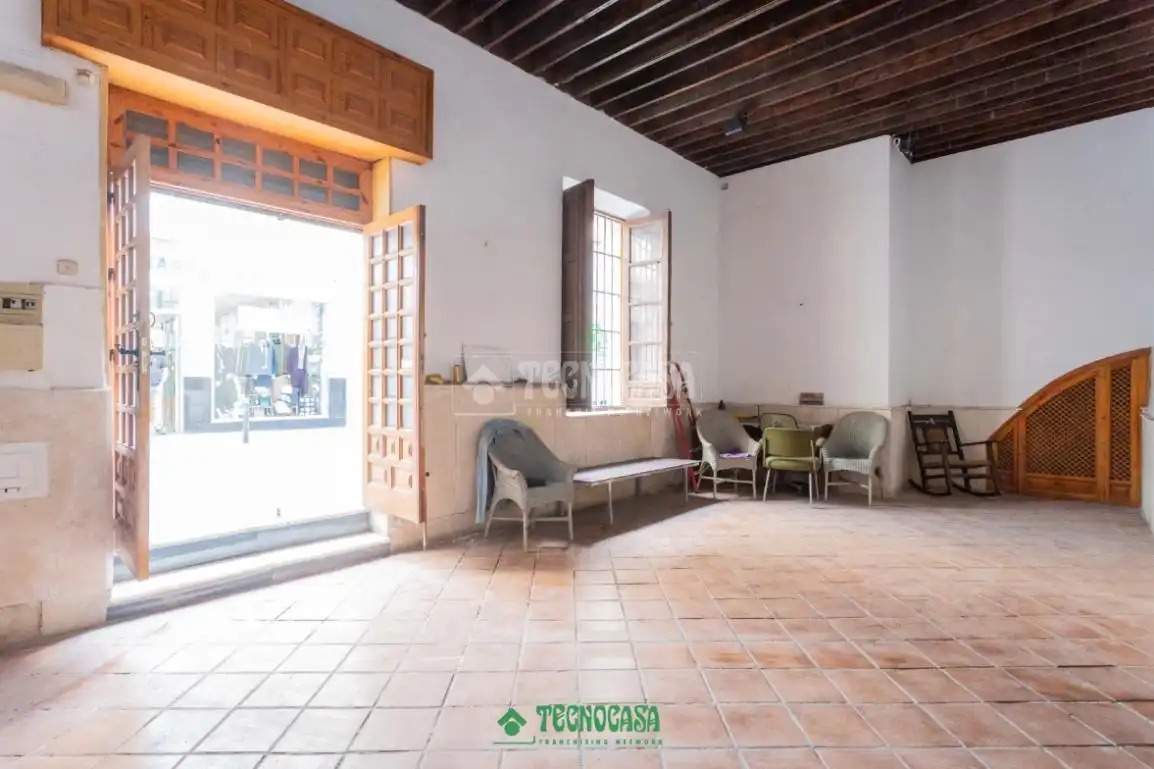 Commercial properties for sale in Almería