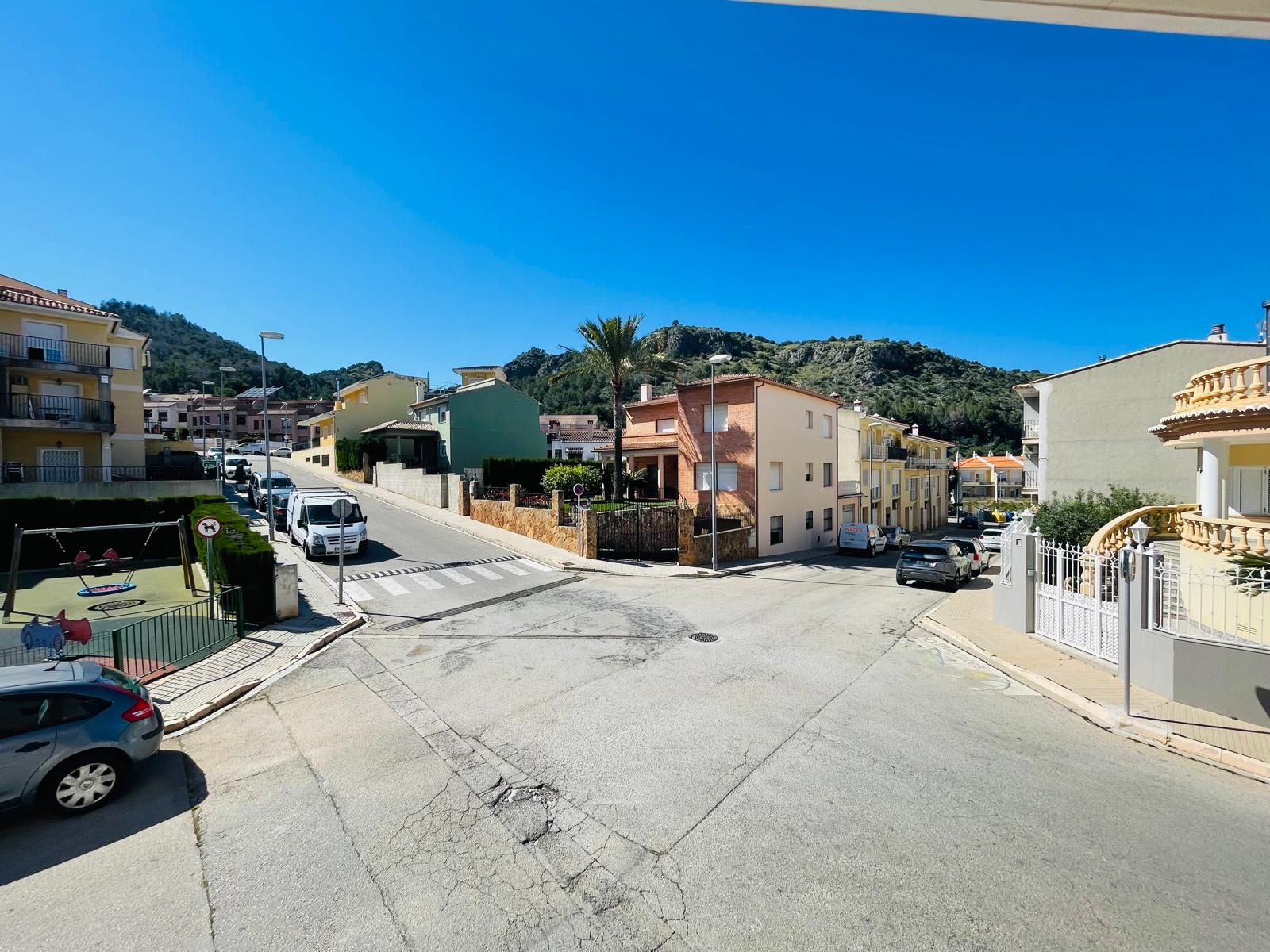 Vista exterior de Dúplex en venda en Ador amb Moblat
