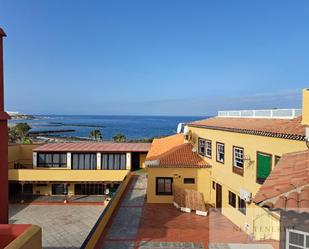 Vista exterior de Àtic en venda en Adeje