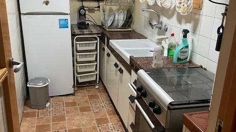 Foto 2 de Piso en venta en Els Merinals, Barcelona