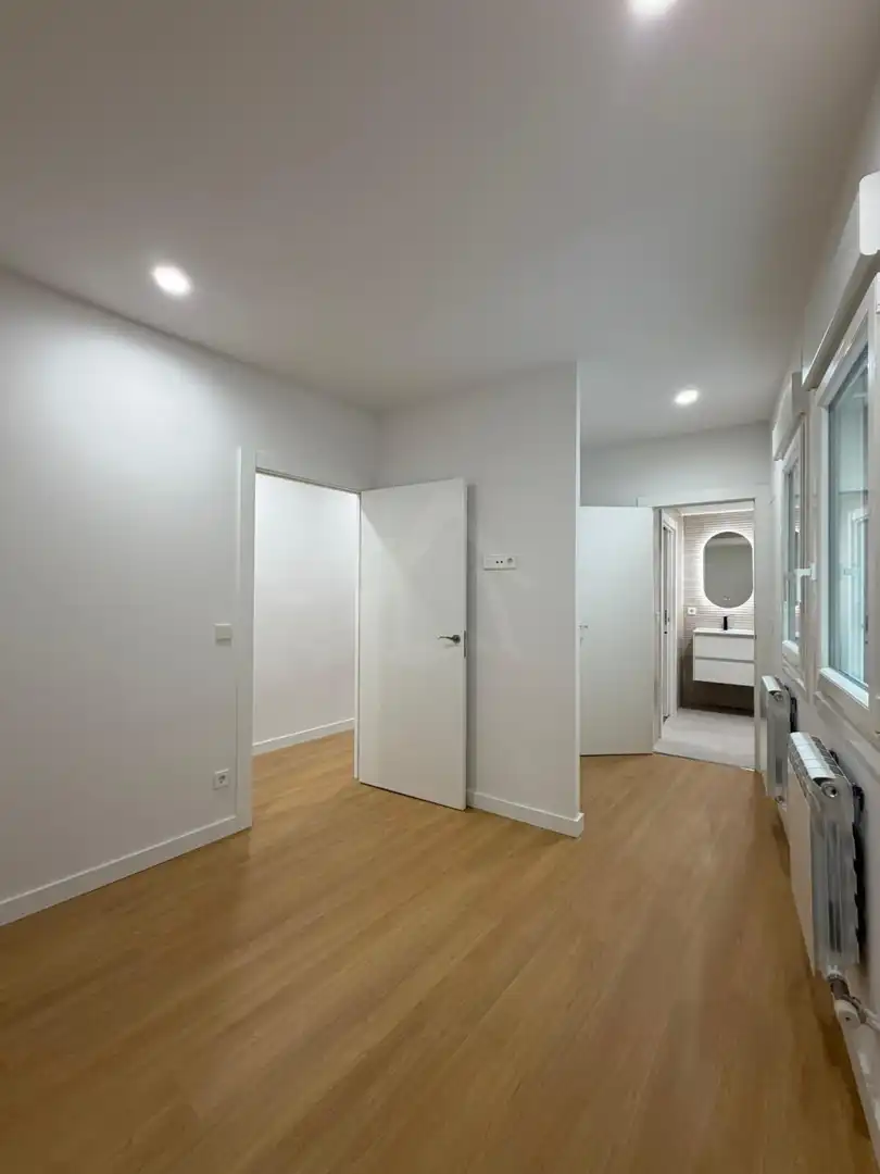 Flat for sale in  Logroño  with Heating and Parquet flooring