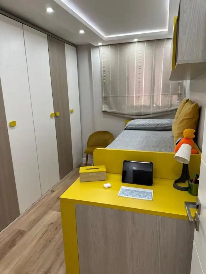 Habitación de Piso en venta en Melilla con Aire acondicionado