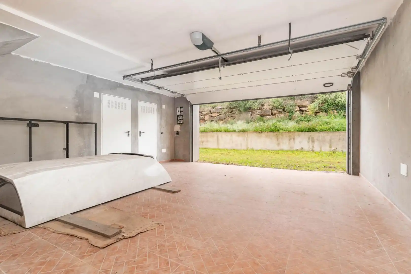 Casa o xalet en venda en Oviedo  amb Jardí privat, Terrassa i Balcó