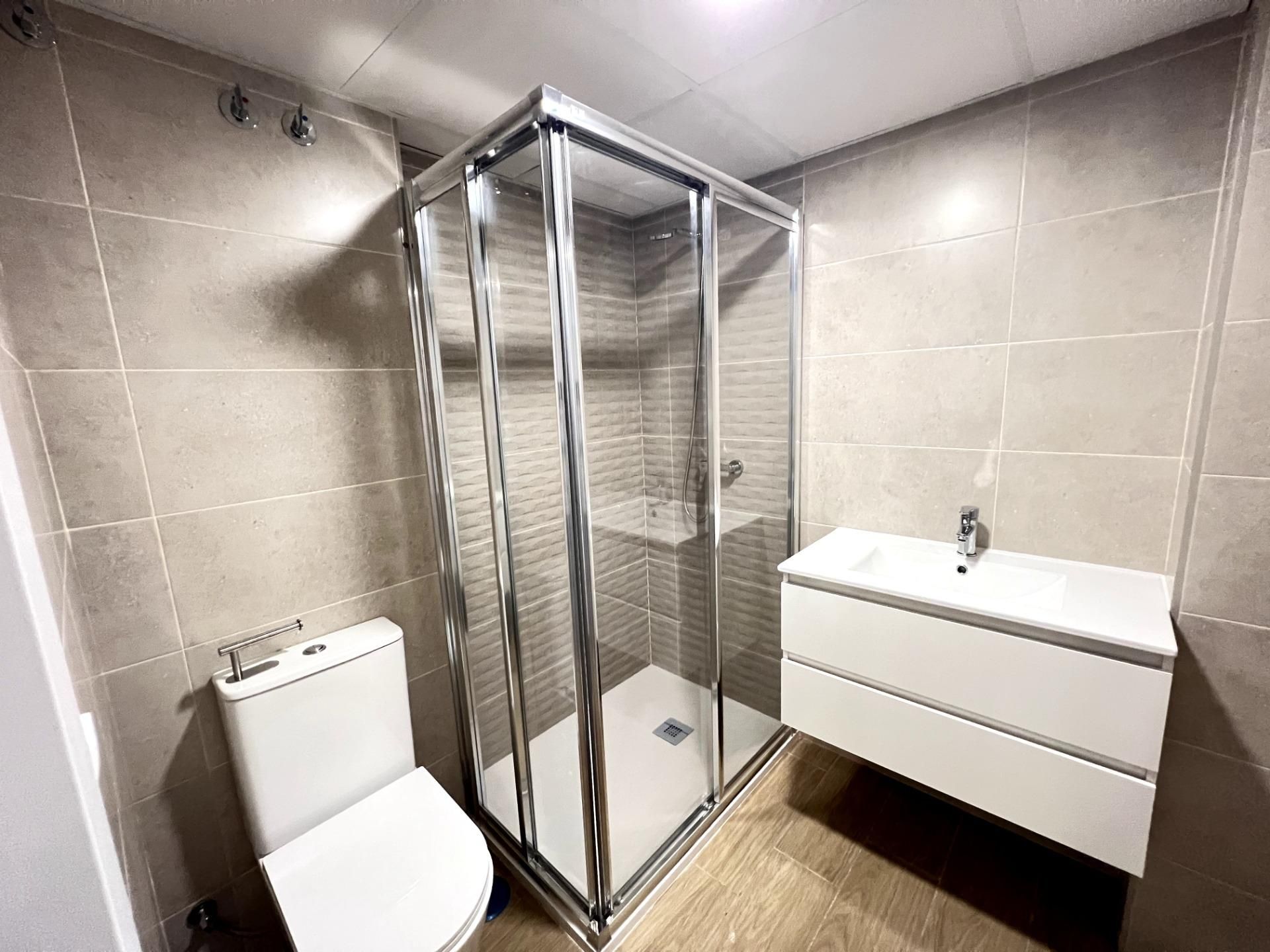 Baño de Piso en venta en Antequera con Aire acondicionado y Calefacción