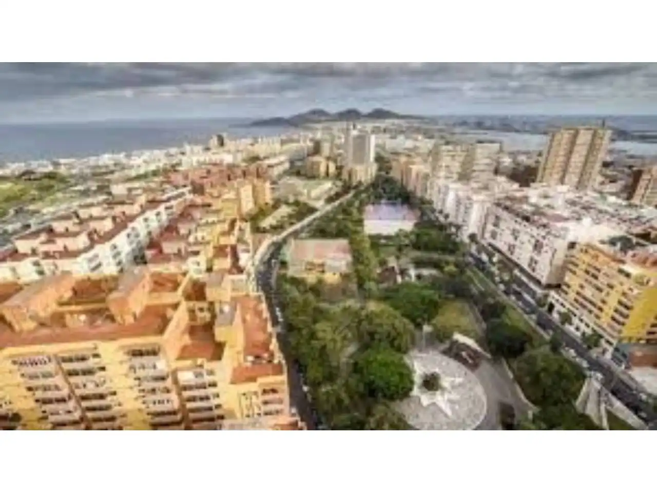 Vista exterior de Piso en venta en Las Palmas de Gran Canaria con Amueblado