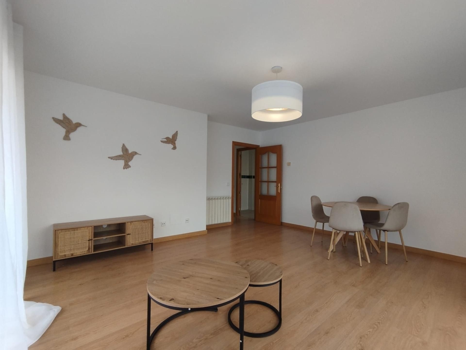 Sala d'estar de Àtic de lloguer en Sant Andreu de la Barca amb Aire condicionat, Calefacció i Parquet