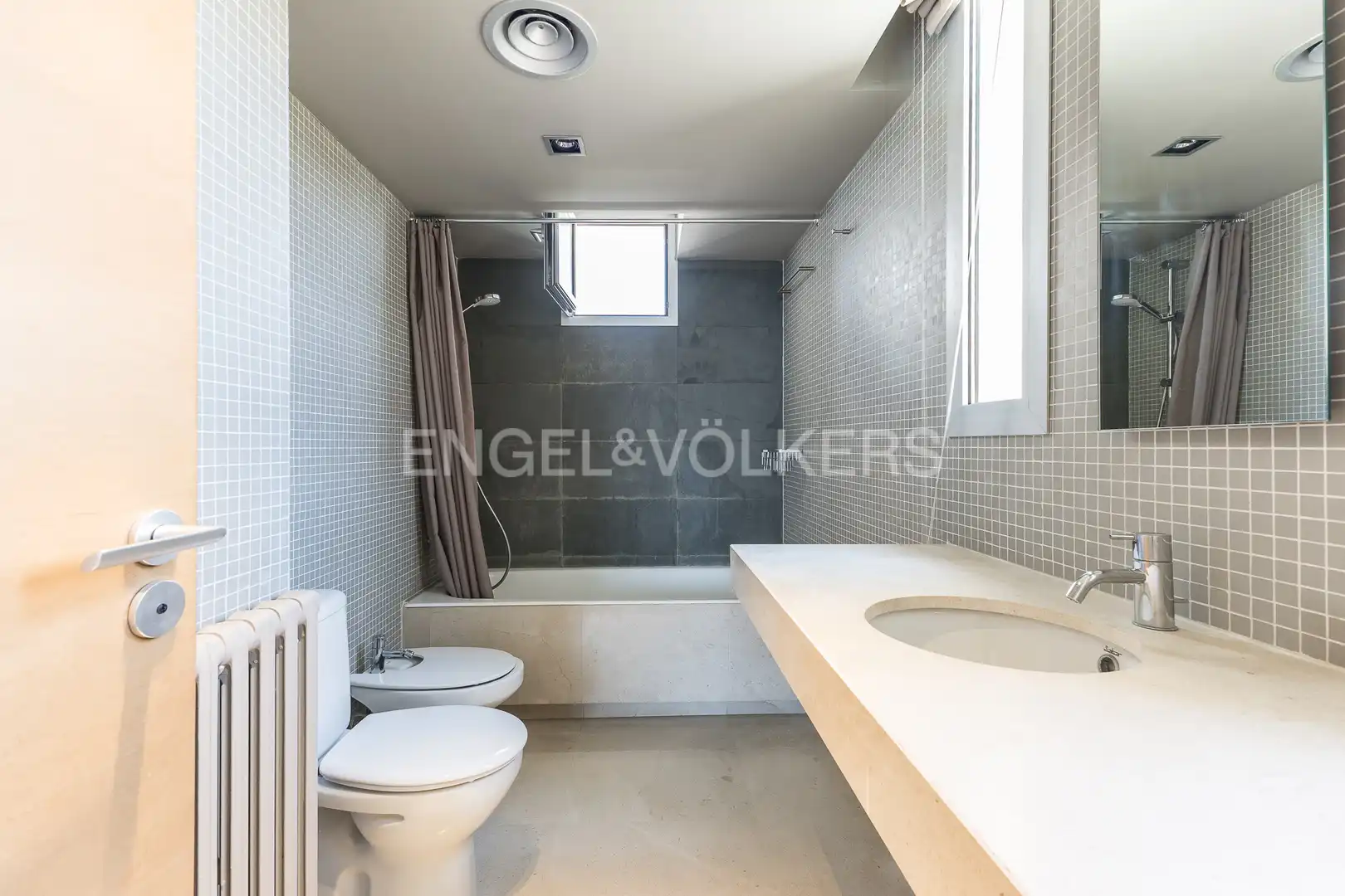 Bathroom of Country homes for rent in Gavà  with Air Conditioner, Heating and Private garden