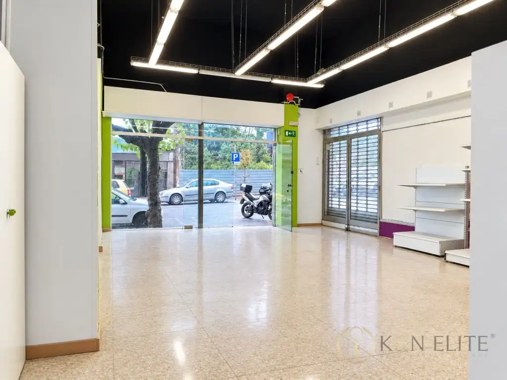 Local comercial de lloguer a Vallirana