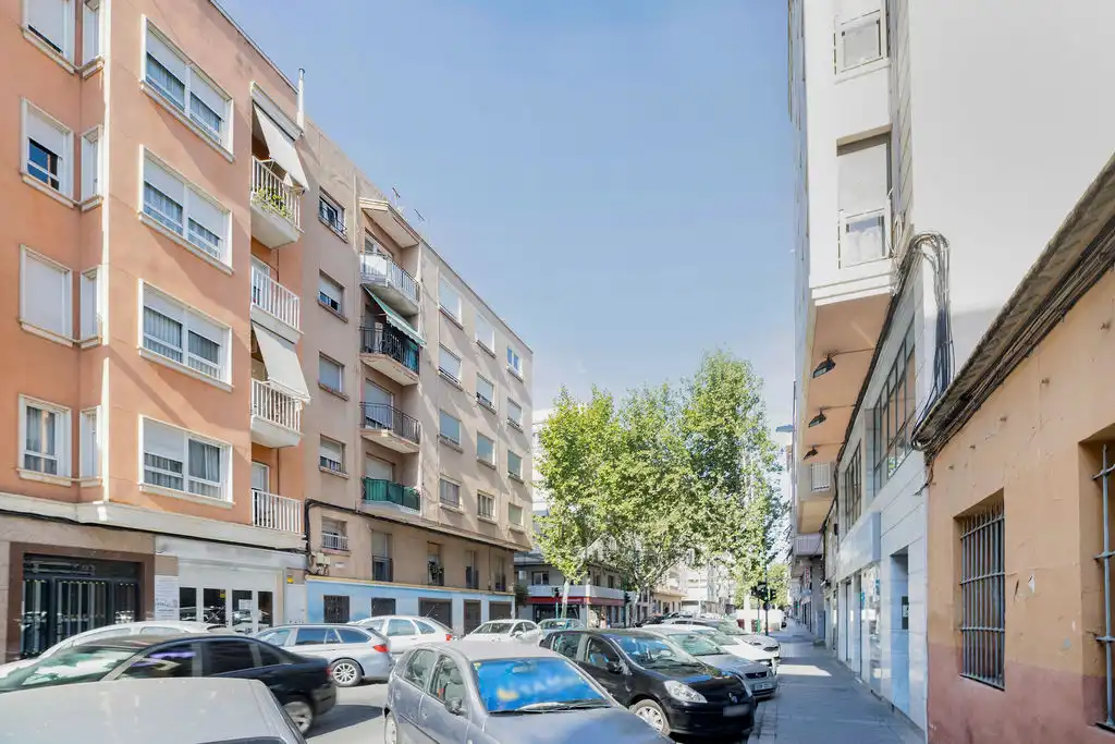 Vista exterior de Pis en venda en Elche / Elx
