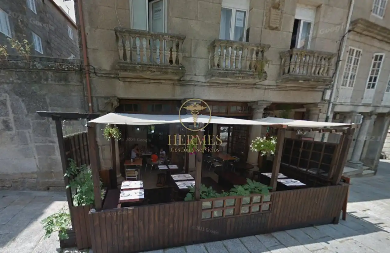 Local comercial en traspàs a Tui, imagen 2