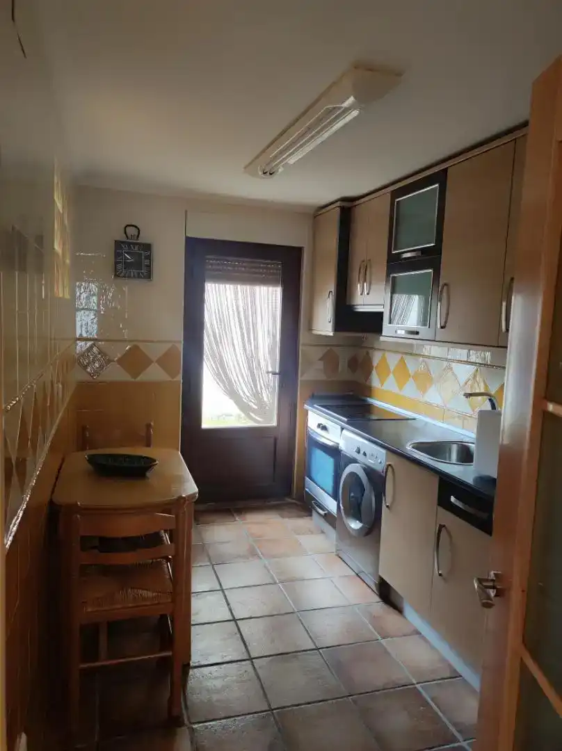Cuina de Casa o xalet en venda en Villasarracino amb Moblat, Forn i Rentadora