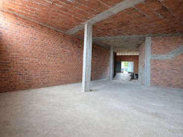 Gewerbefläche zum Verkauf in Plaza de Liáns 2