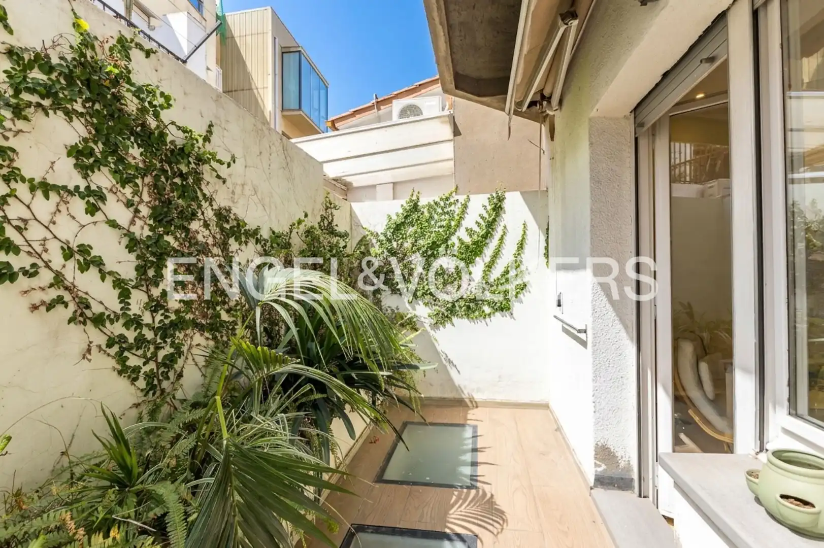 Terrassa de Casa o xalet en venda en Sant Feliu de Llobregat amb Calefacció, Parquet i Terrassa