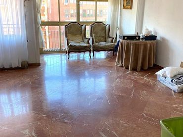 Wohnung mit Balkon zum Verkauf in Casco Antiguo