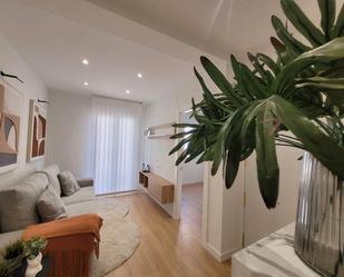 Sala d'estar de Pis en venda en Santander amb Calefacció i Moblat