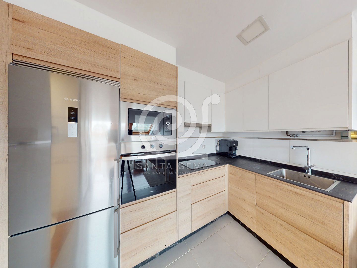 Kitchen of Flat for sale in A Coruña Capital   with Heating and Storage room