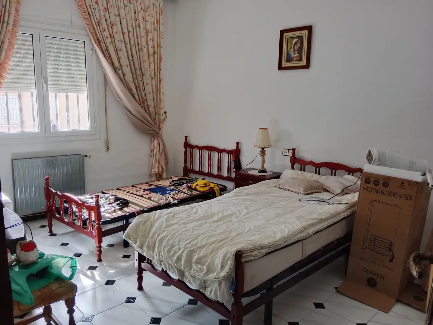 Schlafzimmer von Einfamilien-Reihenhaus zum Verkauf in Lahiguera mit Klimaanlage, Terrasse und Abstellraum