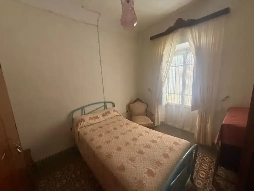 Habitación de Planta baja en venta en Castuera con Trastero, Amueblado y Balcón