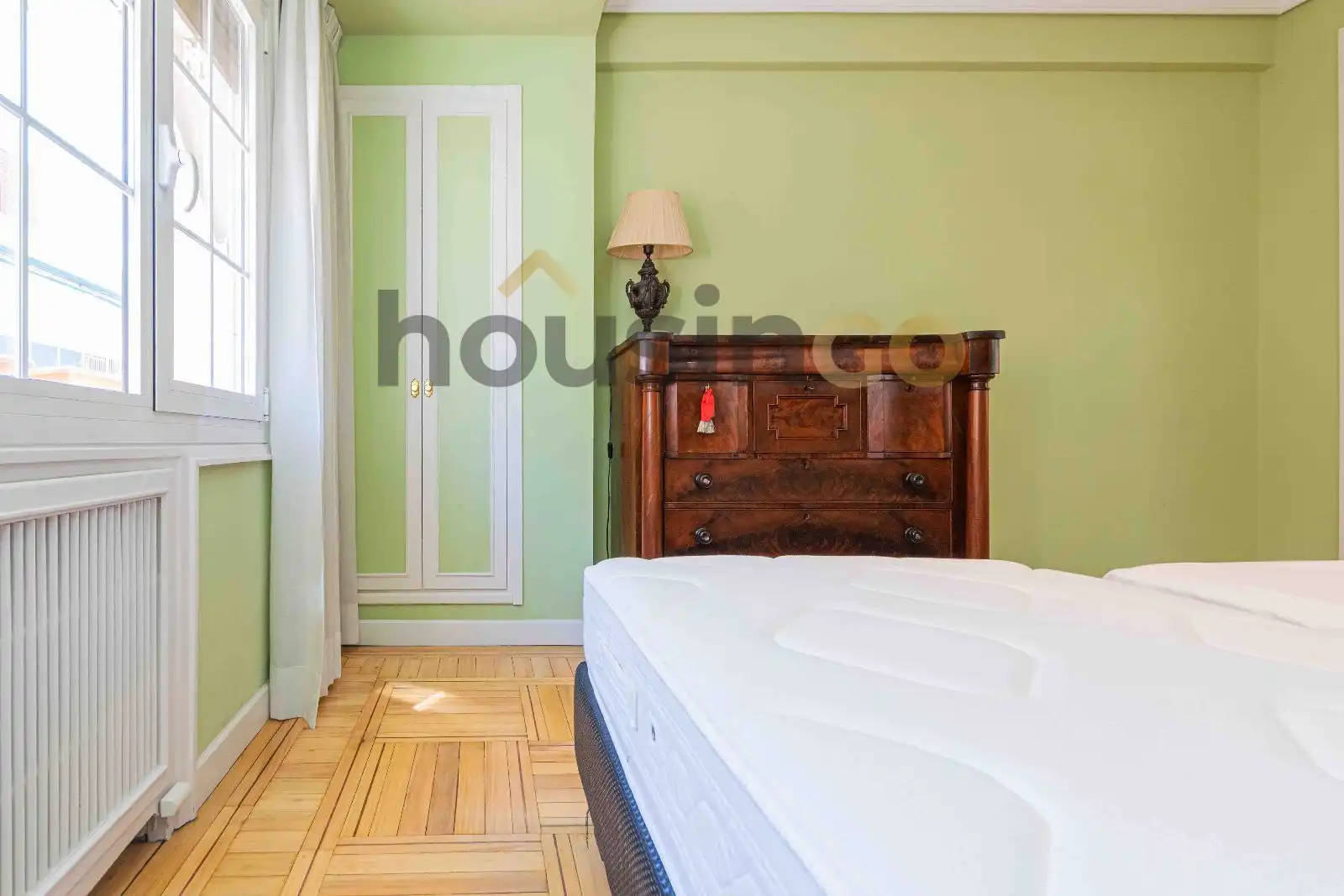 Schlafzimmer von Wohnung zur Miete in Madrid mit Heizung und Terrasse