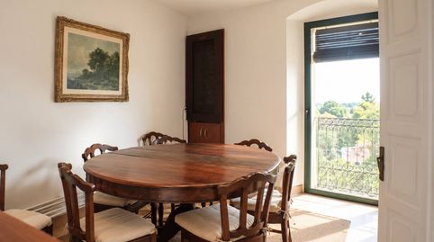 Alquiler temporal en finca histórica con jardín comunitario y vistas abiertas, Bild 4