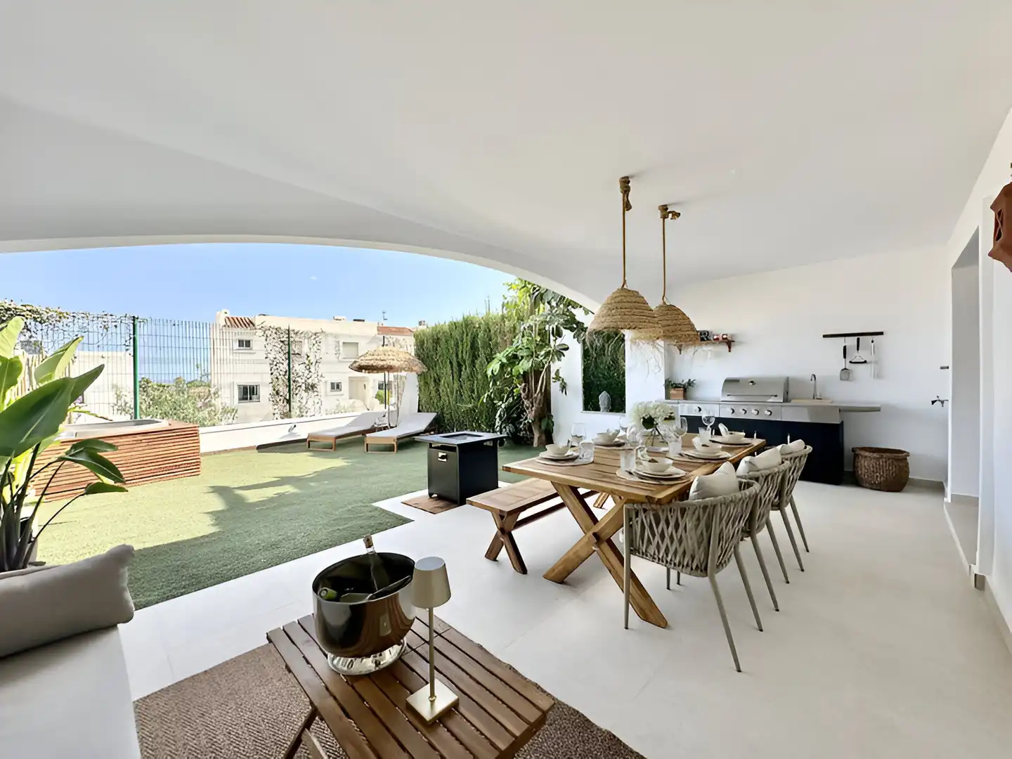 Apartament amb piscina en venda a Nueva Andalucía, imagen 2