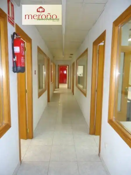Oficina de alquiler en Elche / Elx