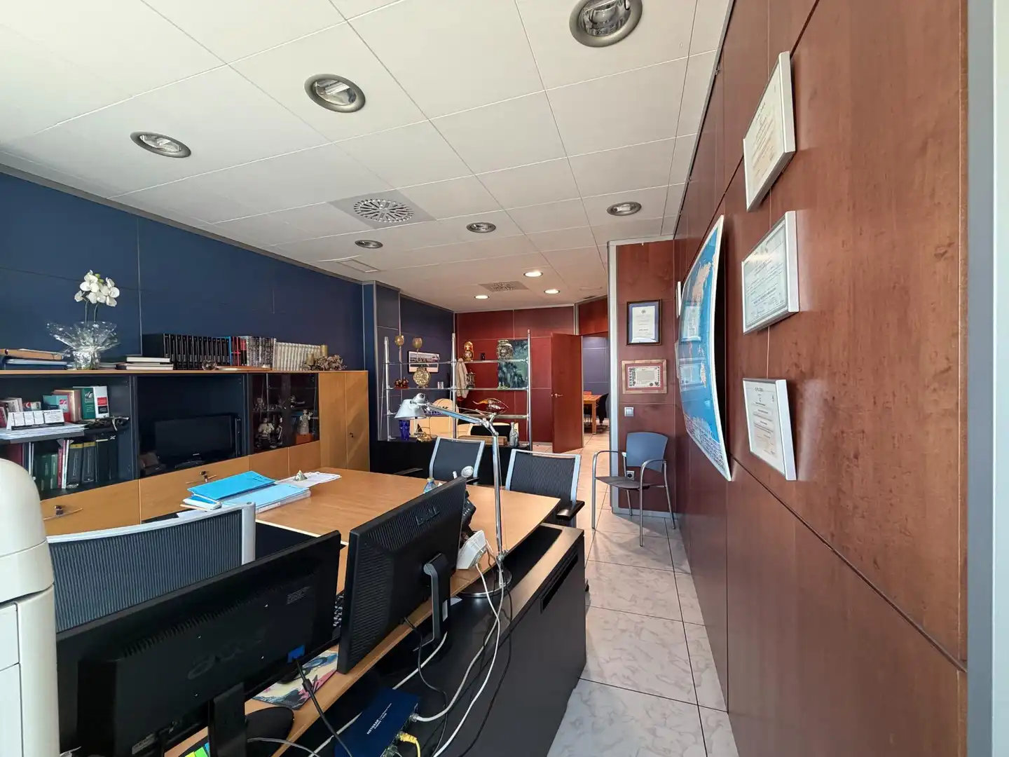 Commercial properties for sale in Empuriabrava  with Terrace