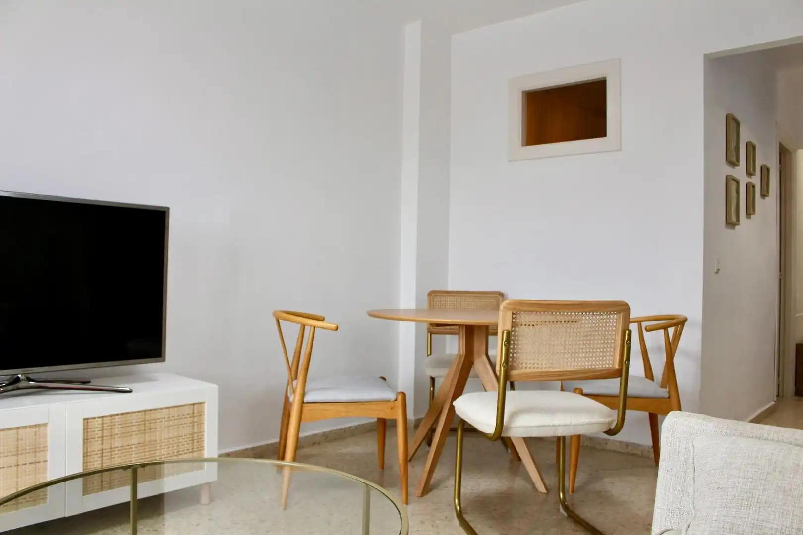 Sala de estar de Apartamento de alquiler en Algeciras con Piscina comunitaria