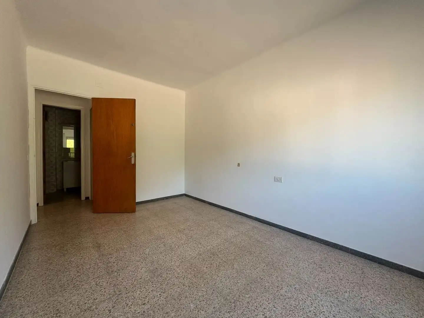 Bedroom of Flat for sale in Amer