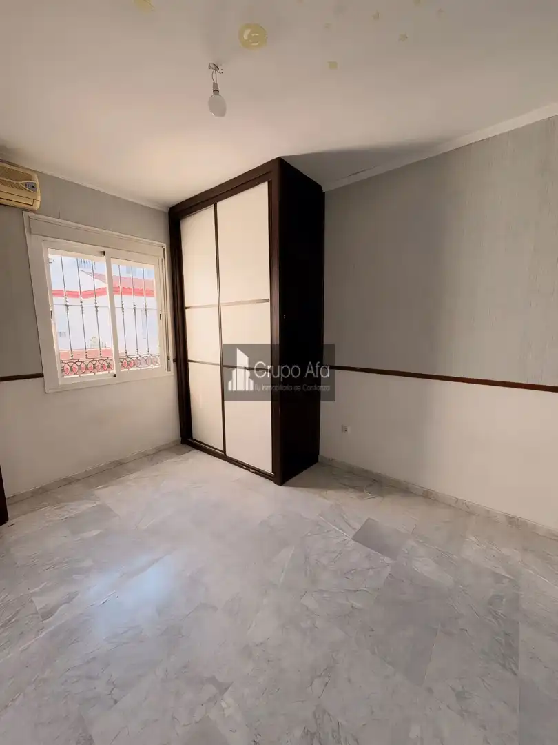 Dormitori de Casa adosada en venda en Centro