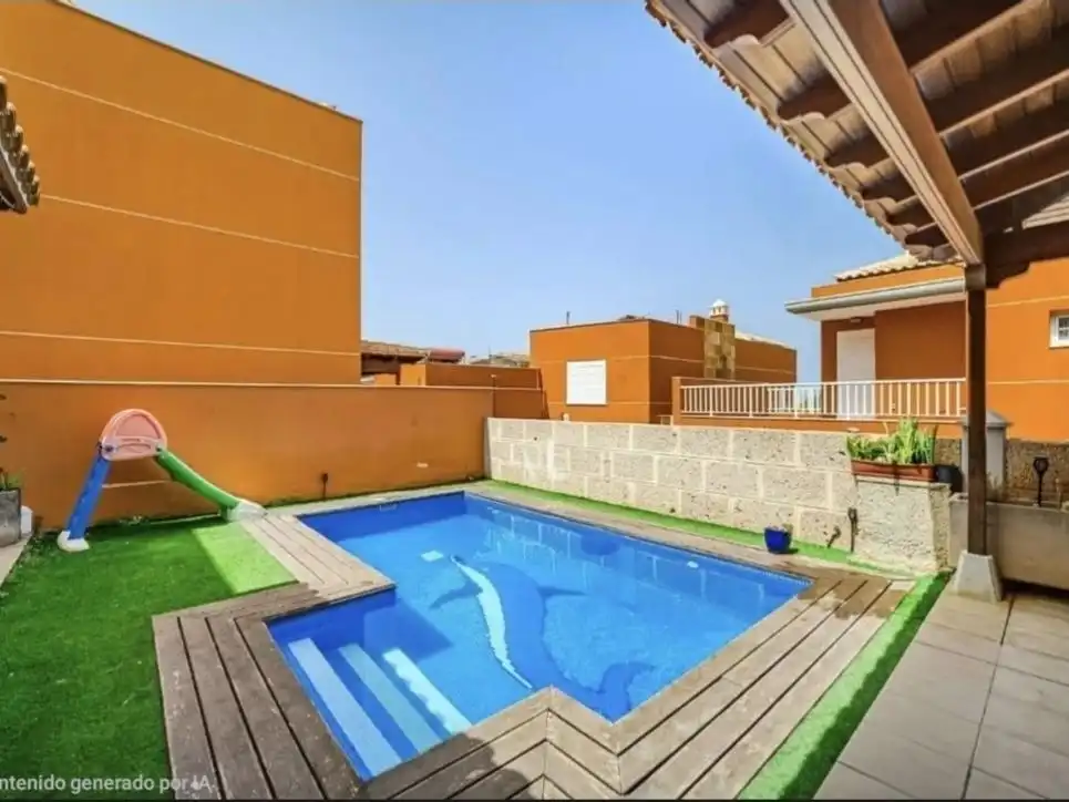 Piscina de Casa o chalet en venta en Arona con Aire acondicionado, Terraza y Piscina