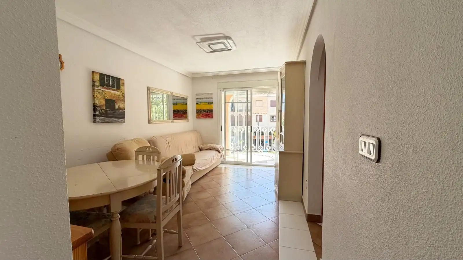 Sala de estar de Piso en venta en Los Alcázares con Piscina, Amueblado y Horno