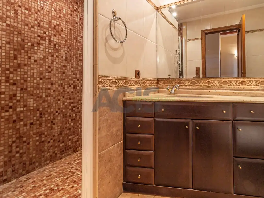 Casa amb terrassa en venda a Plaza Cervantes, imagen 12