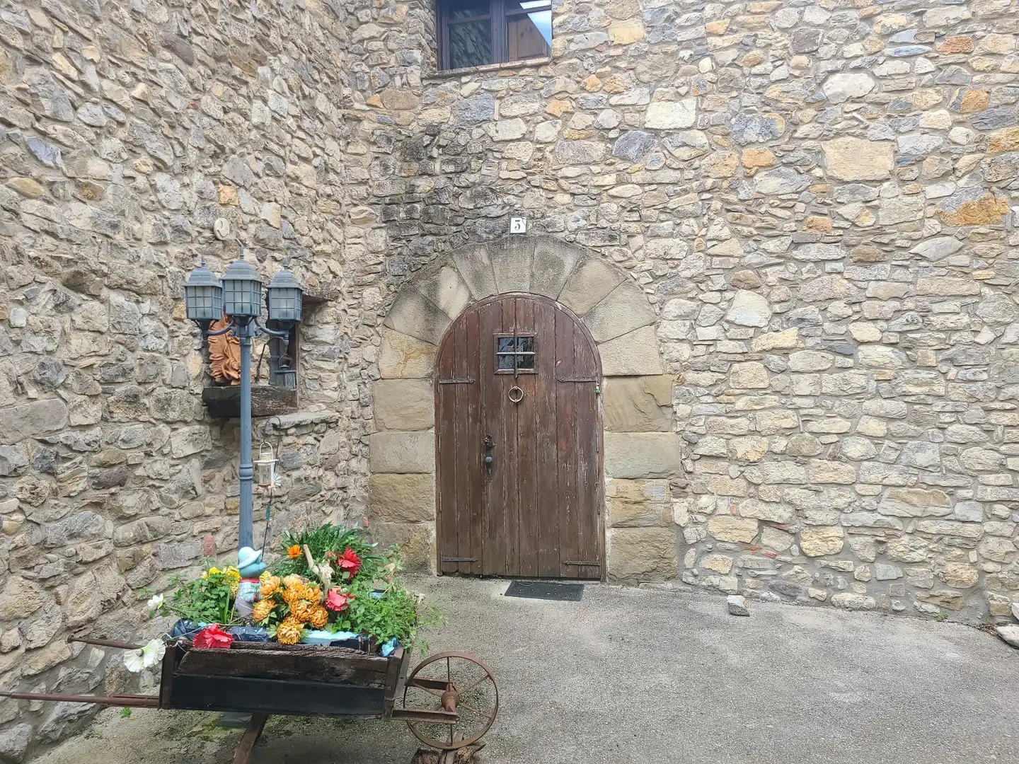 Casa rústica amb jardí en venda a olot, imagen 42