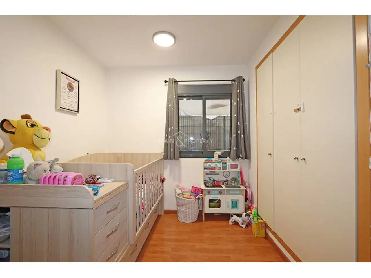 Habitación de Piso en venta en Montserrat con Aire acondicionado, Terraza y Piscina comunitaria