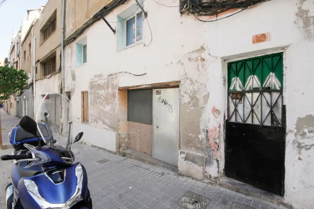 Piso en venta en C/ Pablo Iglesias, La Salut