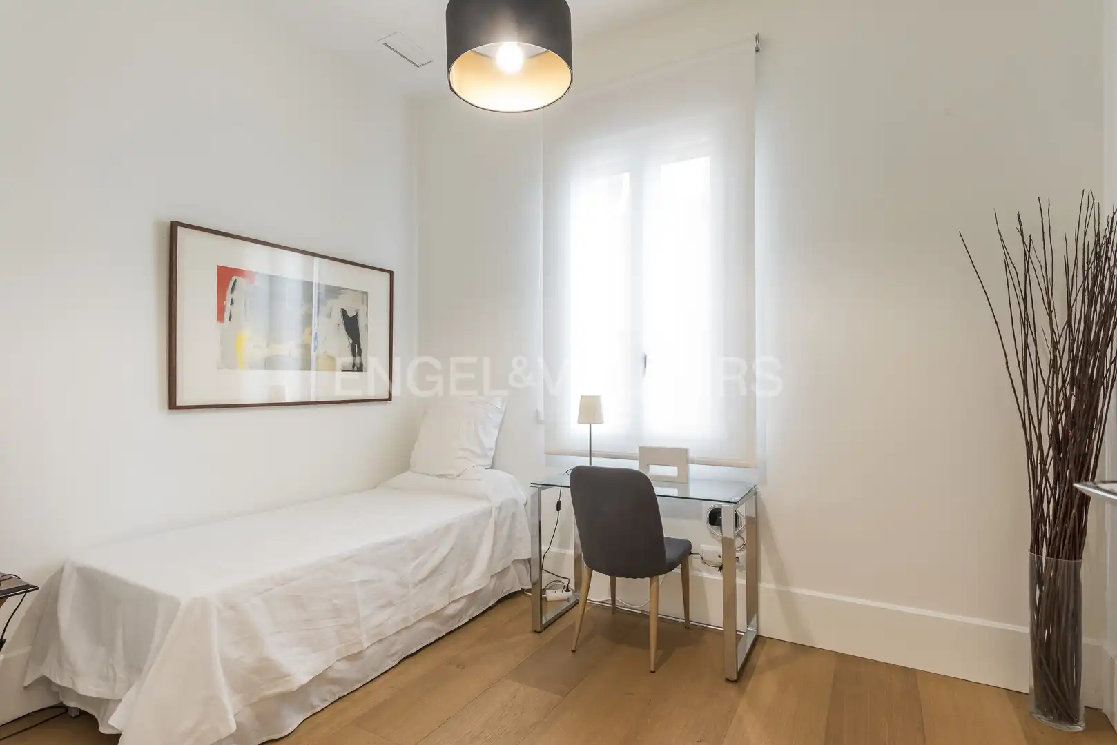 Bedroom of Flat for sale in Madrid  with Air Conditioner, Heating and Storage room