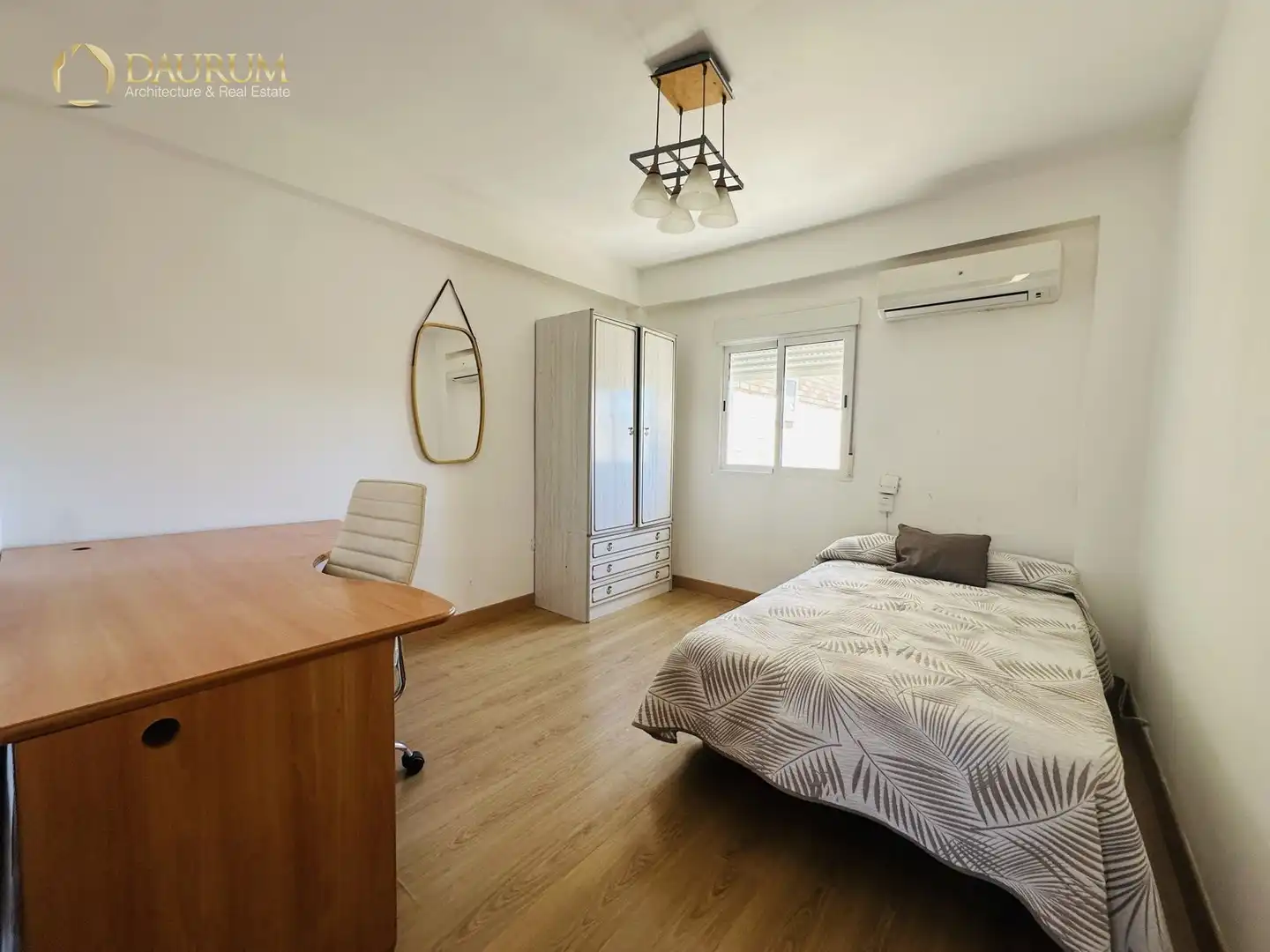 Habitación de Piso en venta en Sevilla con Aire acondicionado