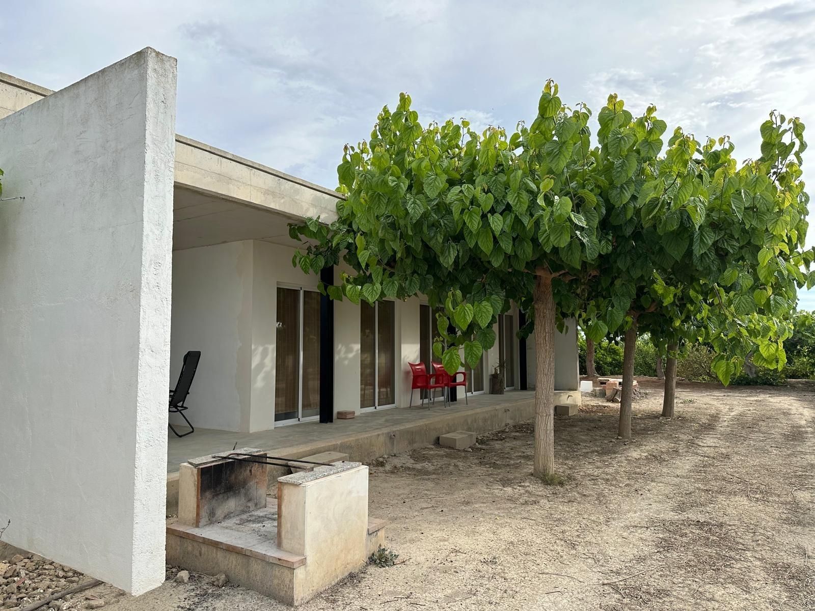 Vista exterior de Finca rústica en venda en San Miguel de Salinas amb Calefacció, Jardí privat i Terrassa