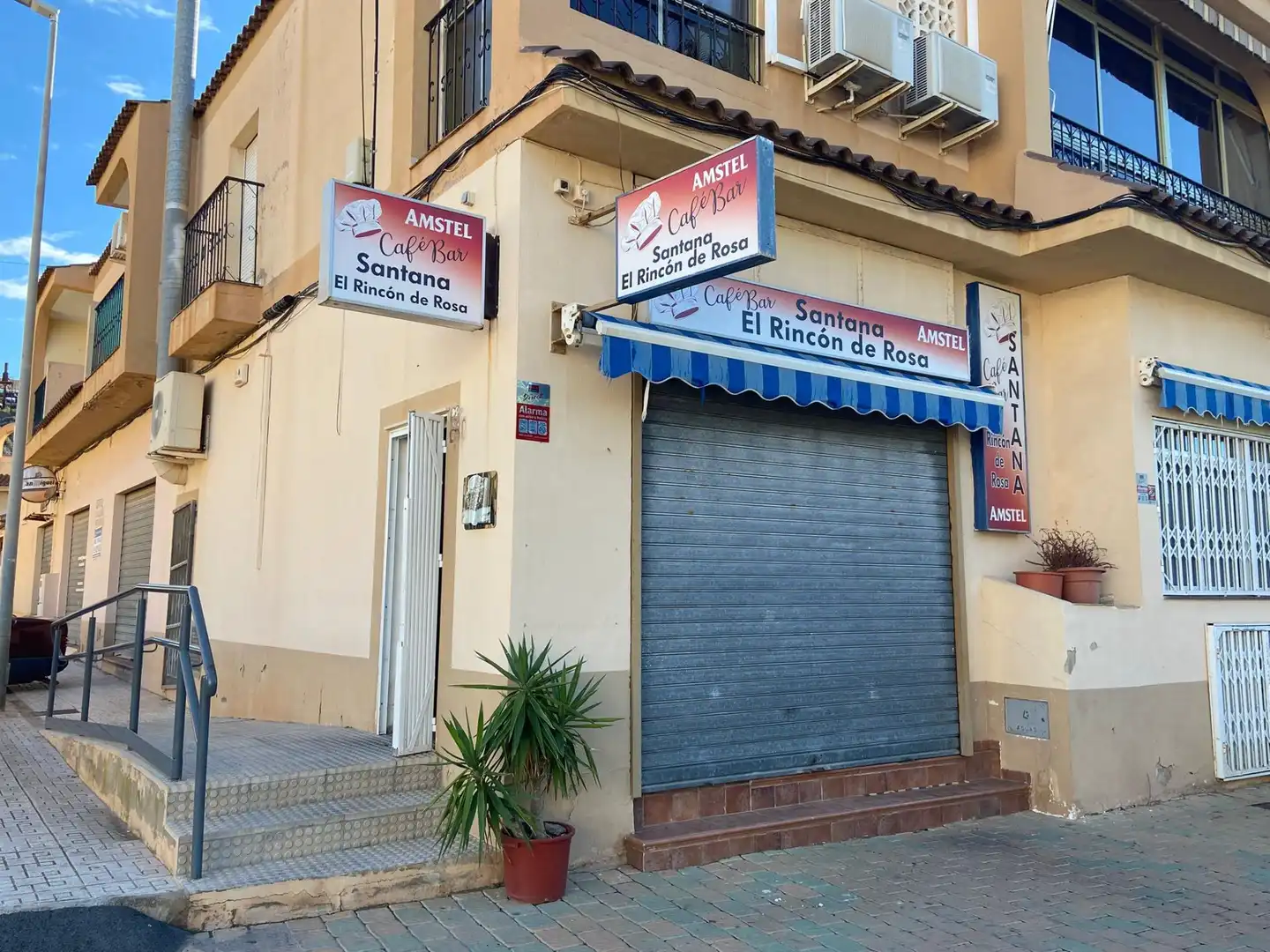 Local en venta en La Unión con Aire acondicionado y Amueblado