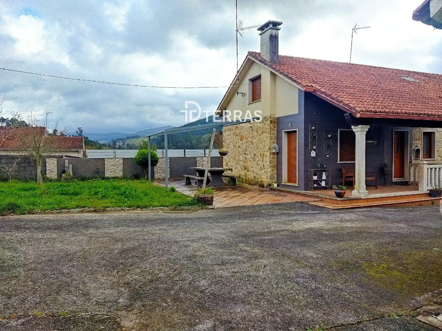 Casa o xalet en venda a O Pío - Bora, Parroquias Rurales