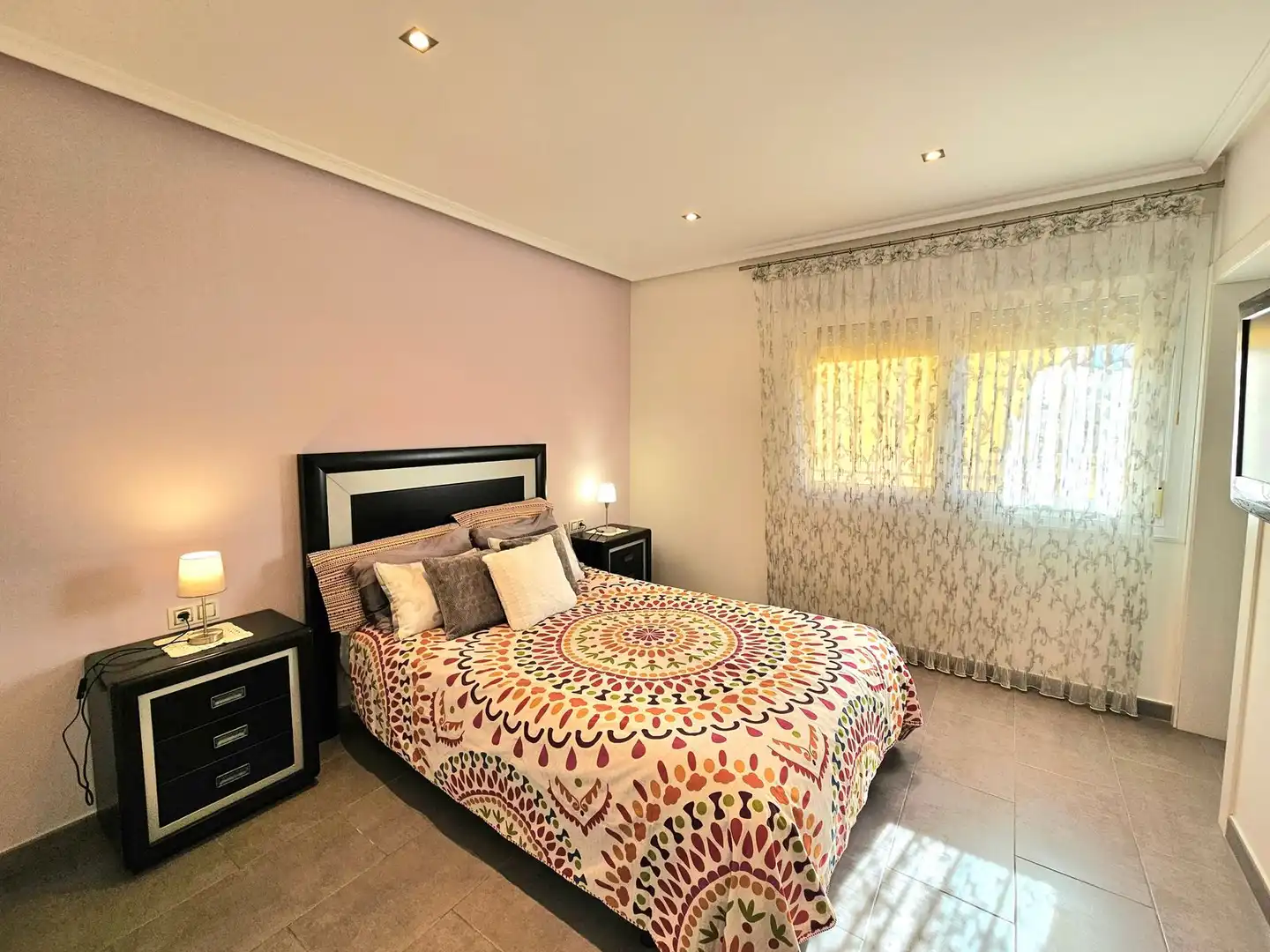 Habitación de Casa o chalet en venta en Torrevieja con Jardín privado, Terraza y Piscina