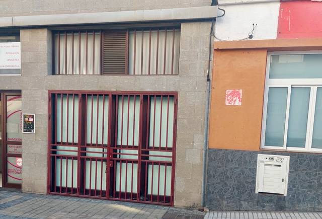 Local comercial en Alquiler en Calle el Salvador, 59 en Guanarteme